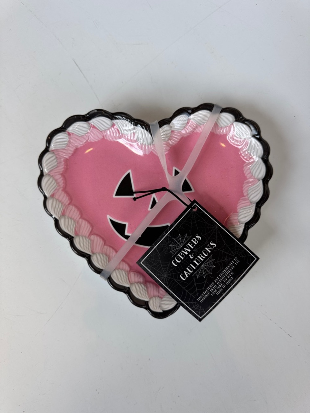 NWT Cobwebs & Cauldrons Jack-O-Lantern Heart Cakes Melamine Appetizer Plates